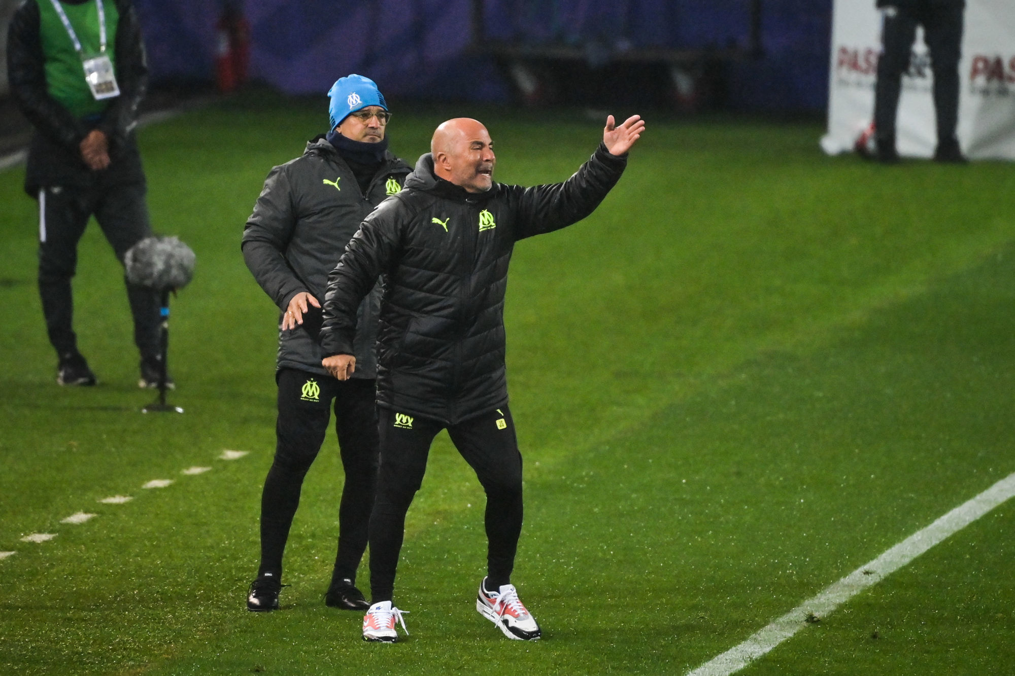 OM : Un membre du staff à Sampaoli est parti en pleurs de la Commanderie…